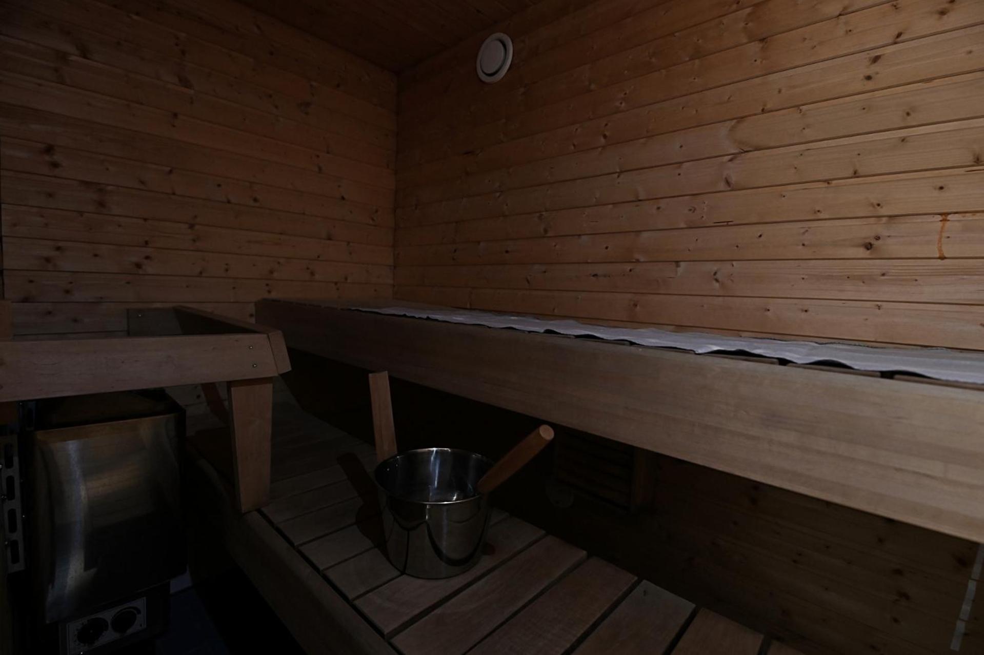 Classic Log Cabin Ski-In Ski-Out 列维 客房 照片