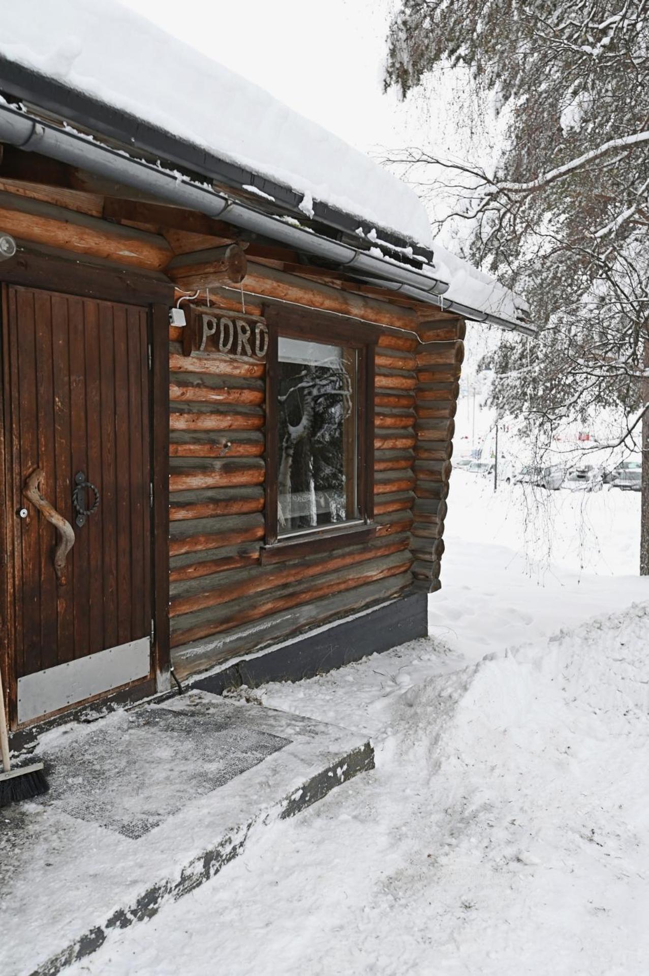 Classic Log Cabin Ski-In Ski-Out 列维 外观 照片